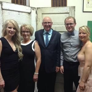 Meet your Posher, Elaine